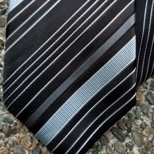 Handsome Black and Blue Streiped Men's Silk Tie
